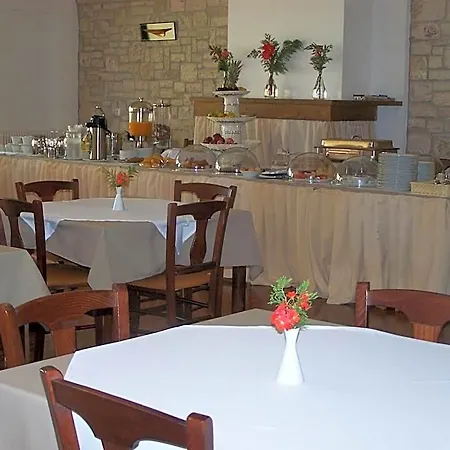 Otel Akroyali & 3*