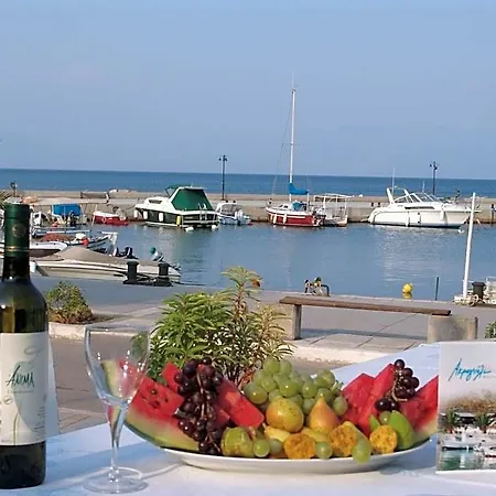 Otel Akroyali &