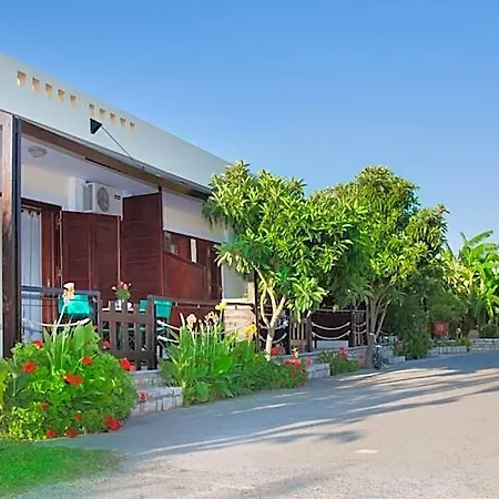 Otel Akroyali & Longá